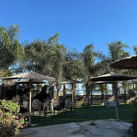 בית נופש Seaside Serenity